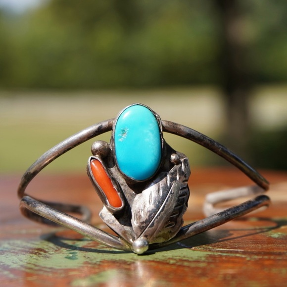 Vintage Red Coral & Turquoise Sterling Silver Cuff - Picture 10 of 16